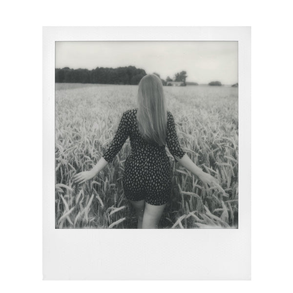 Polaroid B&W 600 Film 白框 (6003)